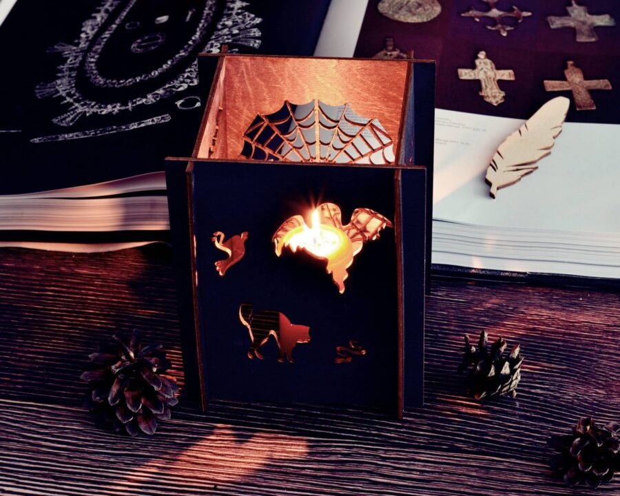 wooden haloween lantern