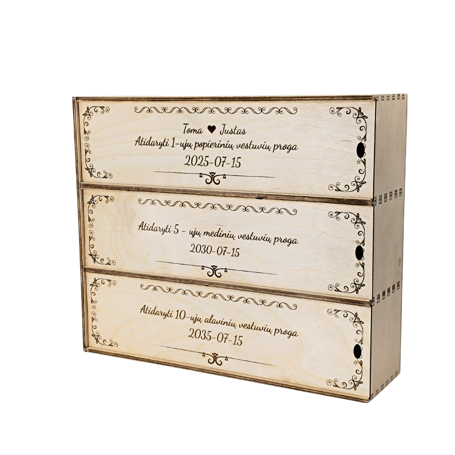 63.png Medinė vyno dėžė 3 buteliams su graviravimu, 36×30×10 cm